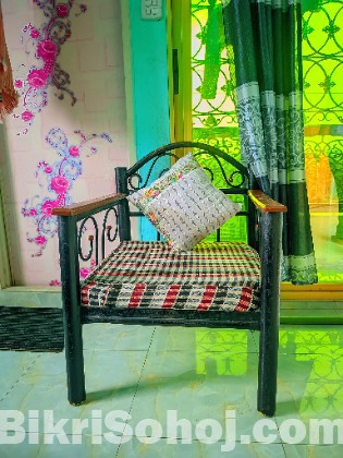 Almari,  Sofa,  Fridge